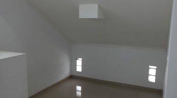 Gambar 4 Rumah Murah 2 Lt Bagus Unfurnished SHM Bumi Kiara Bandung