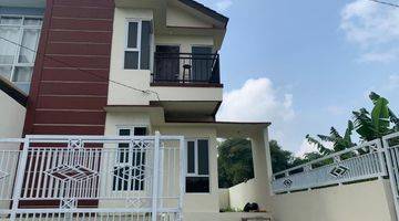 Gambar 1 Rumah 2 Lt Bagus Siap Huni Unfurnished SHM di Cilengkrang, Bandung