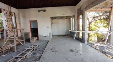 Gambar 4 Rumah 2 Lantai Butuh Renovasi Unfurnished SHM di Renon, Denpasar