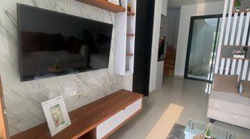 Gambar 3 Rumah 2 Lantai Modern Minumalis 