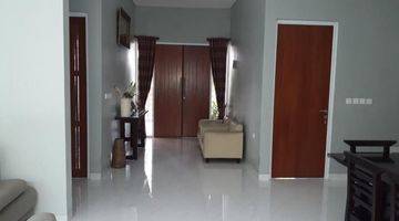 Gambar 4 Dijual Cepat Rumah 2 Lantai, De Latinos Cluster Patagonia, Bsd City, Bangunan Dari Kavling Di Jalan Utama, Cantik & Siap Huni