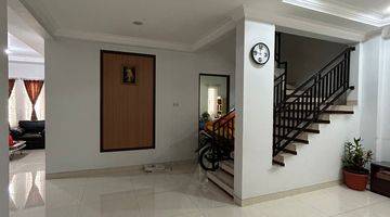 Gambar 1 Dijual Rumah Bagus 2 Lantai  Sektor 1E Gading Serpong