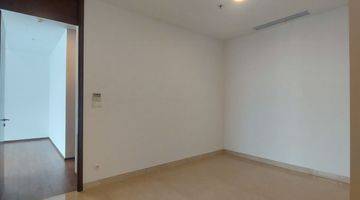 Gambar 2 Modern apartment in the heart of Jakarta. 