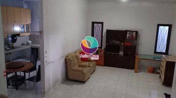 Gambar 4 Rumah Murah 2 Lantai Di Jalan Boulevard