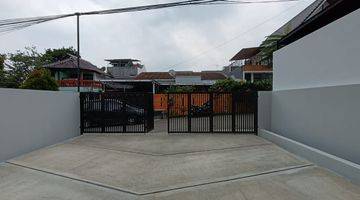 Gambar 4 RUMAH BARU MINIMALIS 2 LANTAI DI KOMPLEK EXCLUSIVE CIHANJUANG DEKAT KOI