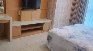 Gambar 3 Disewakan Apartemen Central Park apartemen 2+1 Furnished Bagus