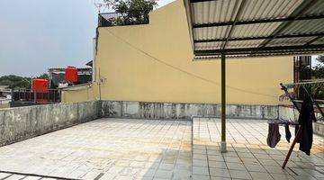 Gambar 5 RUMAH BESAR PLUS POHON DUREN!!!