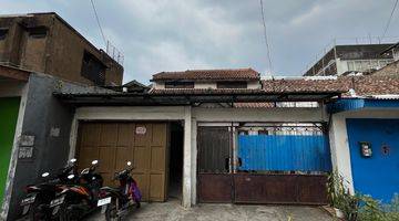 Gambar 1 RUMAH TUA HITUNG TANAH DI TENGAH KOTA