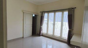 Gambar 3 Rumah 2 Lantai Bagus Semi Furnished SHM di San Diego Pakuwon City Surabaya, Surabaya