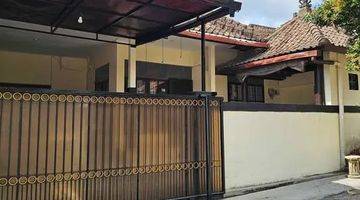 Gambar 3 Villa For Lease At Tuka ,AG