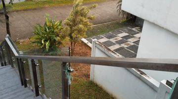 Gambar 2 Dijual Rumah 3 Lt Full Furnished Bagus Dan Rapi di Riverview, Sentul, Bogor