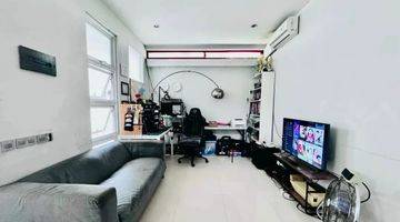 Gambar 2 Dijual Rumah 2.5 Lt Bagus Dan Rapi, Berlokasi Strategis, Semi Furnished di Jatiwaringin, Jakarta Timur