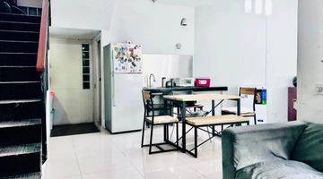 Gambar 4 Dijual Rumah 2.5 Lt Bagus Dan Rapi, Berlokasi Strategis, Semi Furnished di Jatiwaringin, Jakarta Timur