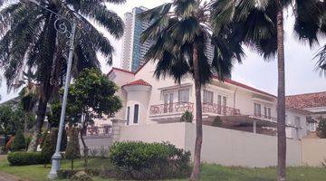 Gambar 4 Rumah 2 Lantai Lt 512 Di Tmn  Beverly Golf Lippo Karawaci