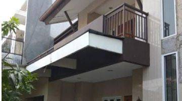 Gambar 5 DIJUAL Rumah tinggal  bisa jadi kost kost selangka menuju kampus  Trisakti. Untar.ukrida dekat dengan mall CL & CP strategis di tanjung duren utara 
Luas 348 (  
12.5x27) 
L B 2 lt (675) 
Kmr tdr 7
Kmr 