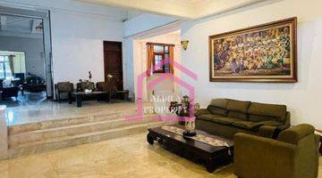 Gambar 1 Rumah Di Jual di Menteng, Jakarta Pusat SHM 2 Lantai 