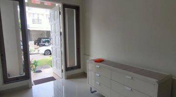 Gambar 2 Rumah di Cluster Pascal Gading Serpong 2lantai Bagus Fully Furnished SHM 