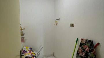 Gambar 4 Rumah 2 Lantai Semi Furnished SHM di Pejagalan, Jakarta Utara