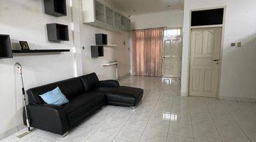 Gambar 2 Rumah 2 Lantai Semi Furnished SHM di Pejagalan, Jakarta Utara