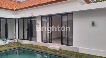 Gambar 1 VILLA 3 BEDROOM DI PANTAI BATU BOLONG