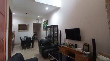 Gambar 5 Rumah 2 Lantai SHM Jl Adam Sukabumi Utara Kebun Jeruk Jakarta Barat