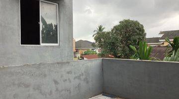 Gambar 1 Rumah 2 Lantai Tengah Kota Dijual di Jl. Dagang Dekat Dengan Mall Matahari