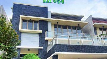 Gambar 1 Rumah Semi Furnish Luas Dan Nyaman di Raffles Hills Cibubur