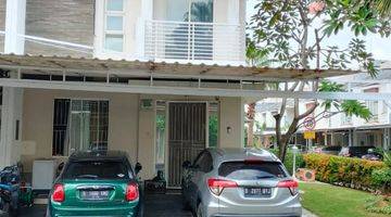 Gambar 1 Dijual Rumah Hoek Semi Furnished Green Lake City Cluster Amerika West Coast