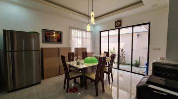 Gambar 5 Dijual Rumah Full Furnished East Asia Boulevard 10x20m Green Lake City