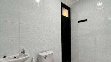 Gambar 5 Rumah 2 Lantai Bagus Semi Furnished SHM di Duri Kepa, Jakbar