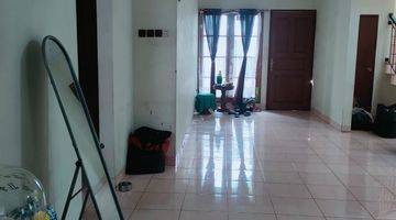 Gambar 4 Dijual Rumah 2 Lantai di Gading Serpong