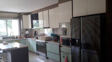 Gambar 4 Disewakan Rumah Golf Residence Kemayoran Furnished Mewah Bagus