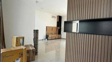 Gambar 4 Disewakan Rumah Mewah Pik2 Semi Furnish 10x20 2lantai Ready Unit