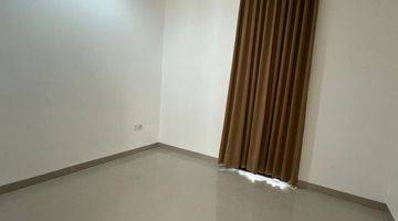 Gambar 2 Disewakan Rumah Mewah Pik2 Semi Furnish 10x20 2lantai Ready Unit