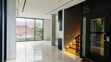 Gambar 4 Dijual Murah Rumah Brand New 3 Lantai di Pondok Indah, Jakarta Selatan