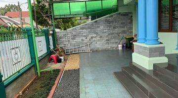 Gambar 5 Rumah dua lantai dalam komplek ,pusat kota Bogor