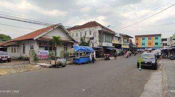 Gambar 1 Rmh pusat kota Bogor dekat ke statiun kereta dan pasar anyar. 