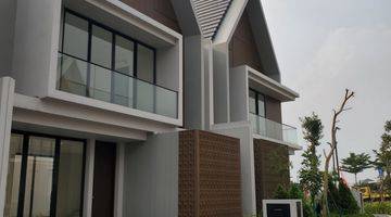 Gambar 3 Lingjungan Aman Dan Asri Dlm Cluster Pinewood, Rumah Di Jual