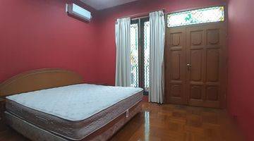 Gambar 4 Disewakan Rumah Semi Furnished Area Kemang Jaksel 