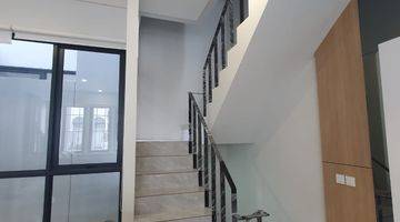 Gambar 2 Dijual Rumah BUB 3 Lantai Furnished di Bsd Green Wich, Tangerang