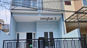 Gambar 1 Rumah Baru di Cengkir Barat 3 Lantai 