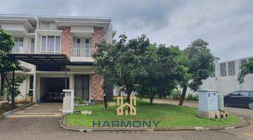 Gambar 1 Rumah Hook Gading Serpong Cluster Faraday 2 Lantai