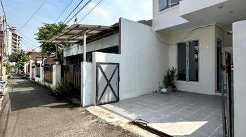 Gambar 1 Dijual Rumah Minimalis Modern 2 Lantai Tebet Barat