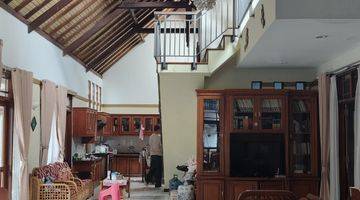 Gambar 5 Rumah Bagus Vintage di Bougenville Bandung Siap Huni