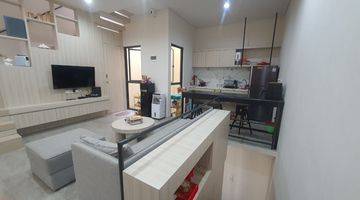 Gambar 5 Rumah 3,5 Lantai Furnished di Tabebuya Cluster Impresahaus R