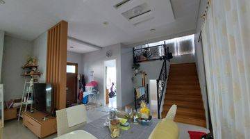 Gambar 3 Rumah Mewah 2 Lantai Semi Furnished di Foresta Bsd City