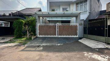 Gambar 1 Villa Bintaro Indah Terdapat Rooftop Taman