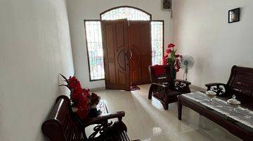 Gambar 1 Dijual Rumah Sunter 3 Lantai Semi Furnished 