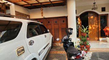 Gambar 5 rumah bagus full furnished di Raffles Hills Cibubur