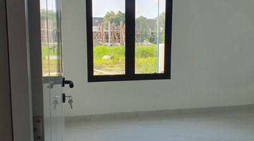 Gambar 2 Rumah 2 lantai , bisa di KPR DP 10%. Harga Nego. Ada di Lokasi dekat kota, sekolah, kampus biru, politek, MAJT, kota lama